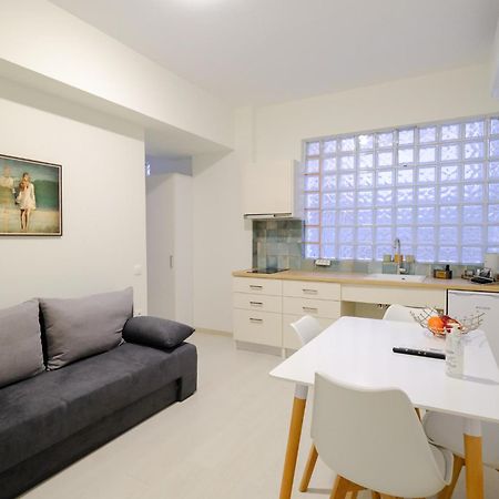 Parasiou Studios 103 Διαμερίσματα Στο Κέντρο Της Πόλης Κομοτηνή Εξωτερικό φωτογραφία